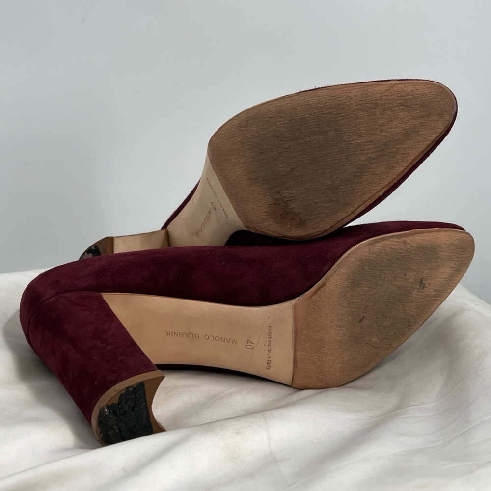 Manolo Blahnik Women's Tucciototo Block-Heel Suede Pumps Size 40 EU 10 US 90mm - Picture 13 of 13